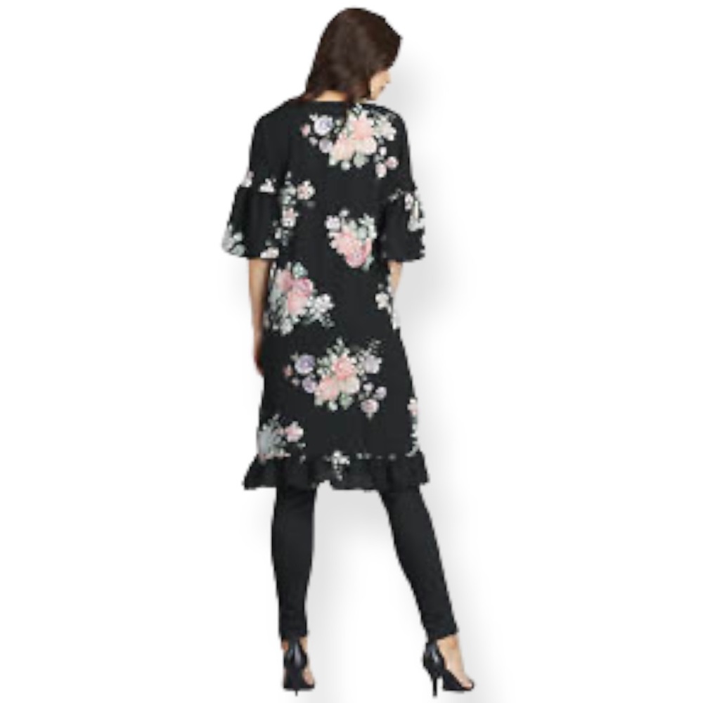 Woman’s Floral Ruffle Duster - Picture 2 of 3